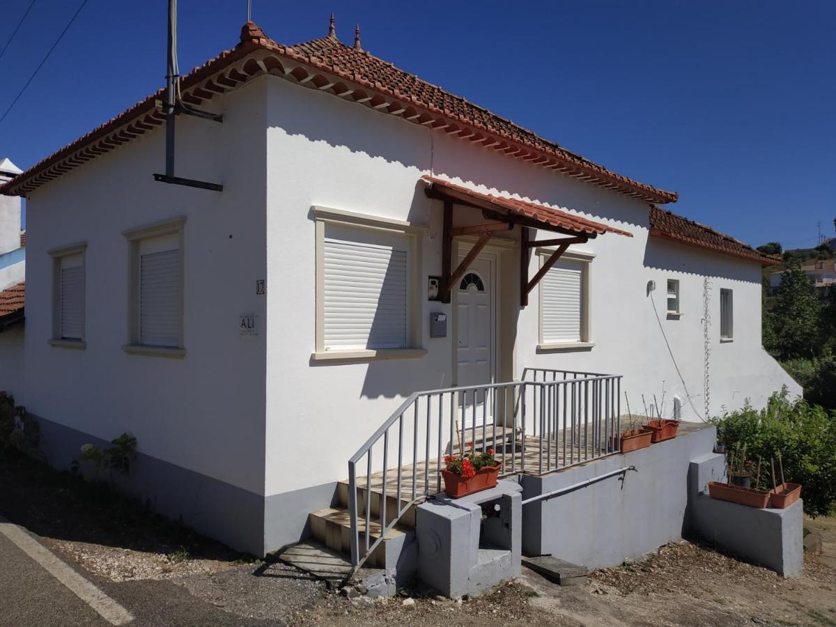 Casa 4 Estacoes Villa Batalha Dış mekan fotoğraf